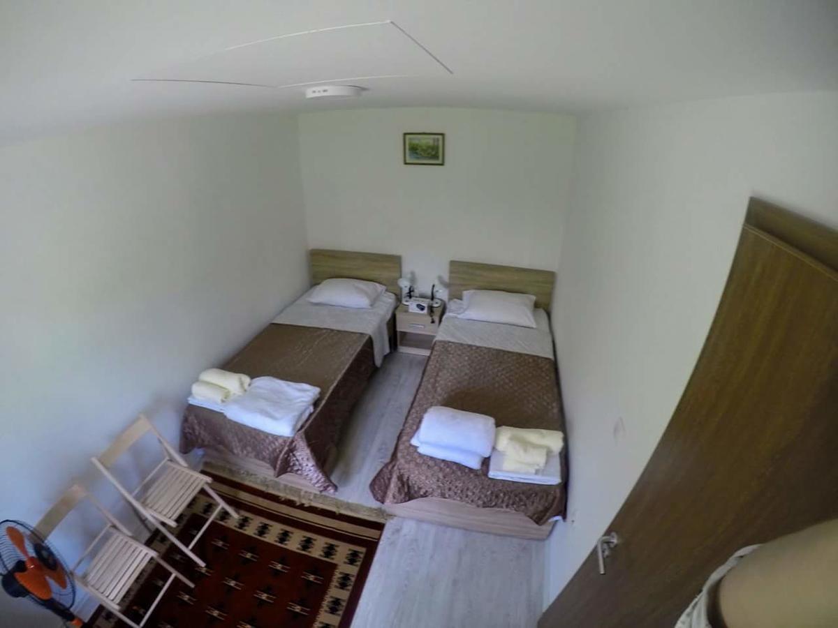 Garden Guesthouse Gjakova Εξωτερικό φωτογραφία