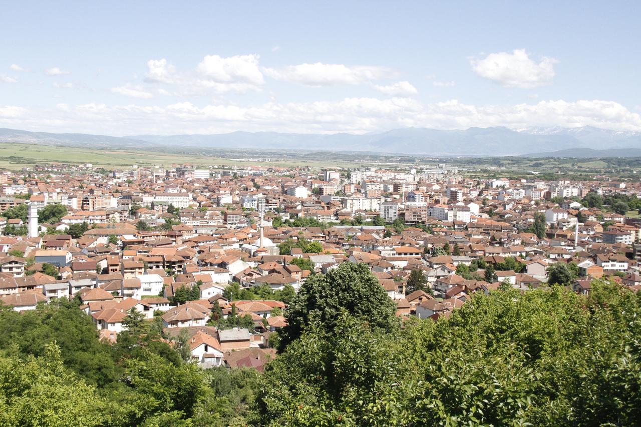Garden Guesthouse Gjakova Εξωτερικό φωτογραφία